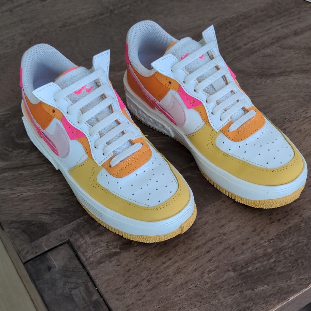 Nike Air Force 1 Fontanka Summit White / Hyper Pink DX2675-100 Women's Size 7.5